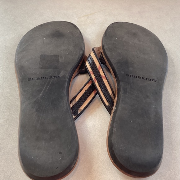 Burberry flats - Picture 6 of 6